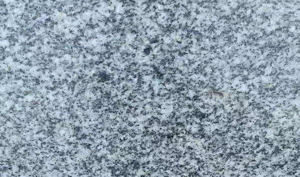 鲁灰石材加工时的注意事项